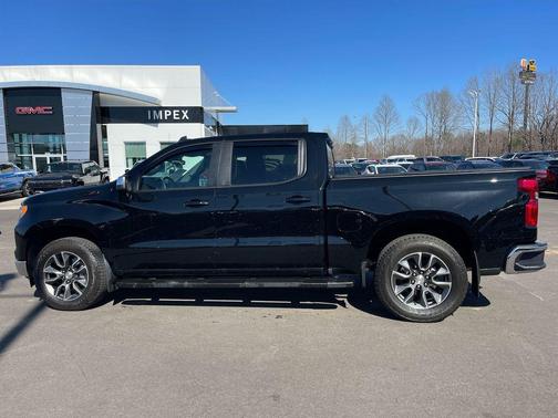 Black 2024 Chevrolet Silverado 1500 LT