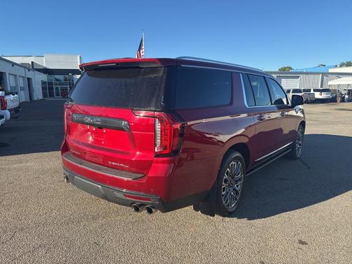 2023 GMC Yukon XL Denali Ultimate