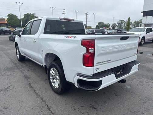 Summit White 2026 Chevrolet Silverado 1500 RST