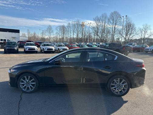 2025 Mazda Mazda3 FWD w/Preferred Package