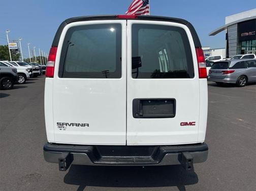 2021 GMC Savana 2500 Work Van