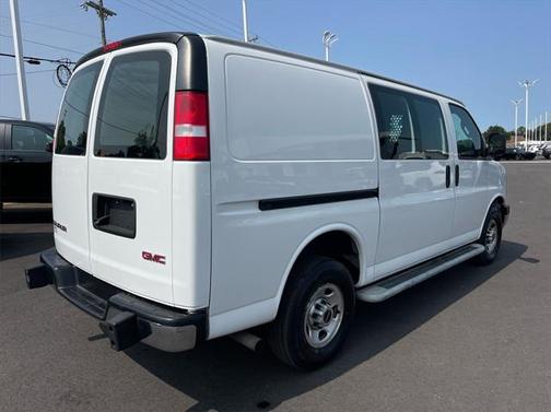 2021 GMC Savana 2500 Work Van