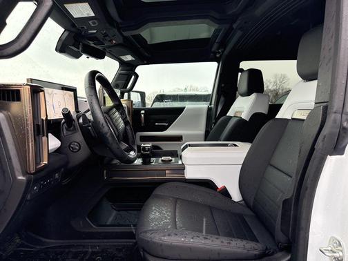 2024 GMC HUMMER EV SUV 2X