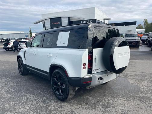 2024 Land Rover Defender 110 P300