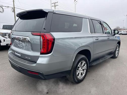 2024 GMC Yukon XL SLE