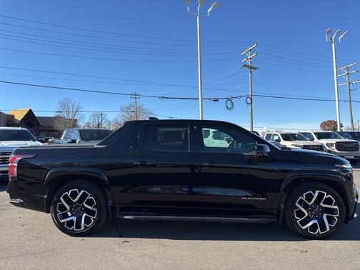 2024 Chevrolet Silverado EV First-Edition RST 4WD