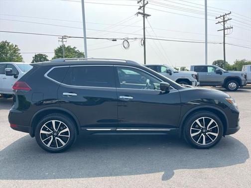 2020 Nissan Rogue SL