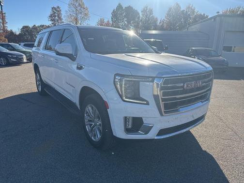 2022 GMC Yukon XL SLT