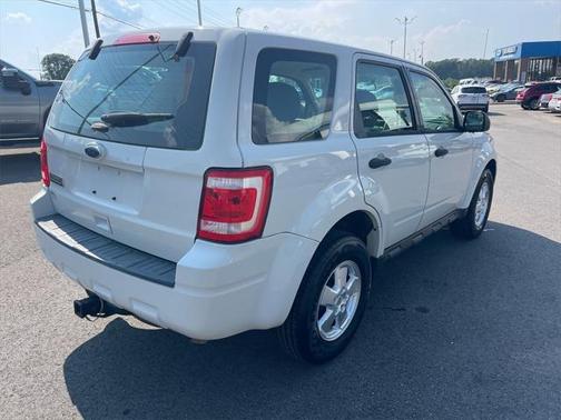 2011 Ford Escape XLS