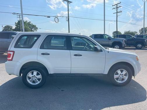 2011 Ford Escape XLS