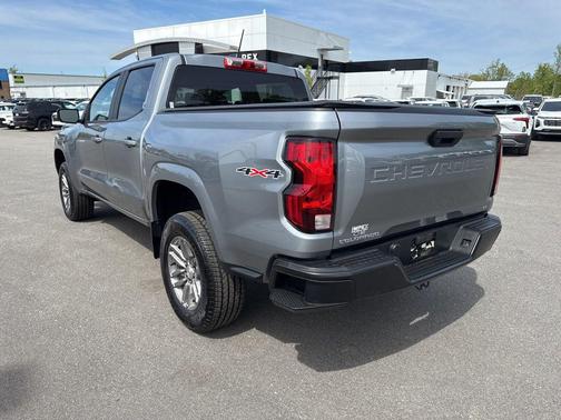 Sterling Gray Metallic 2023 Chevrolet Colorado LT