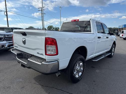 2023 RAM 2500 Big Horn Crew Cab 4x4 6'4' Box