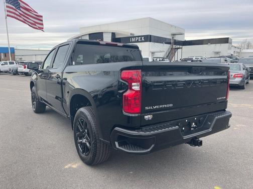2025 Chevrolet Silverado 1500 Custom