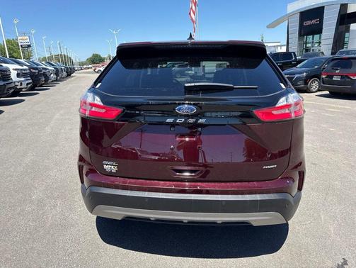 Burgundy Velvet Metallic Tinted Clearcoat 2024 Ford Edge SEL
