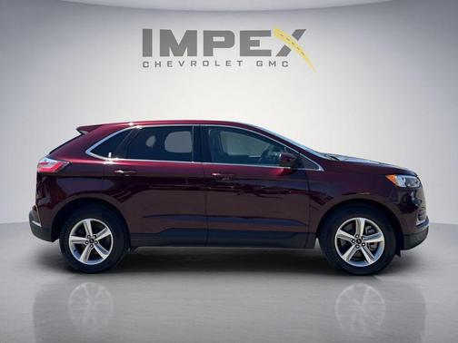 Burgundy Velvet Metallic Tinted Clearcoat 2024 Ford Edge SEL