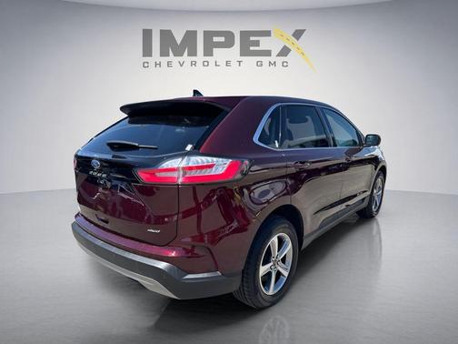 Burgundy Velvet Metallic Tinted Clearcoat 2024 Ford Edge SEL