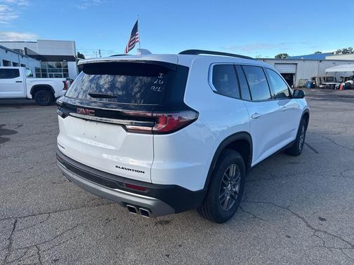 2025 GMC Acadia FWD Elevation