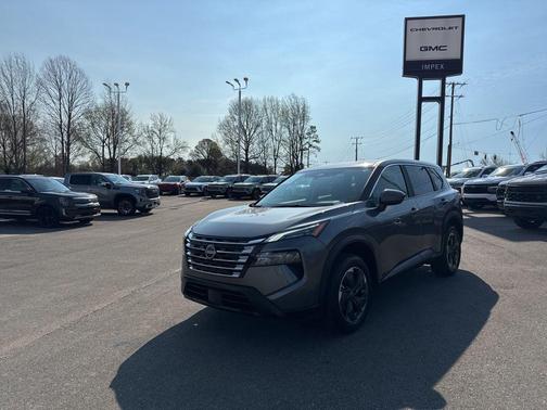 Gun Metallic 2025 Nissan Rogue SV