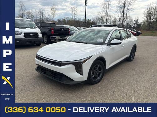 Snow White Pearl 2025 Kia K4 LXS