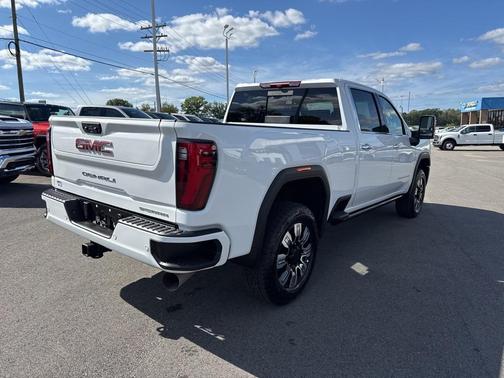 2024 GMC Sierra 2500 Denali