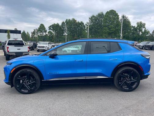 2025 Chevrolet Equinox EV RS