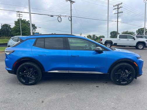 2025 Chevrolet Equinox EV RS