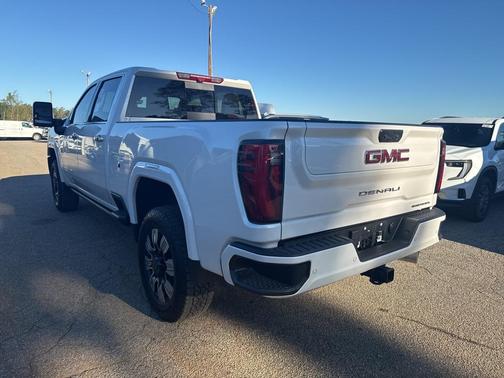 2024 GMC Sierra 2500 Denali