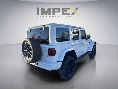 Bright White Clearcoat 2021 Jeep Wrangler Unlimited 4xe Sahara High Altitude