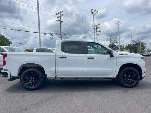 2022 Chevrolet Silverado 1500 Limited Custom