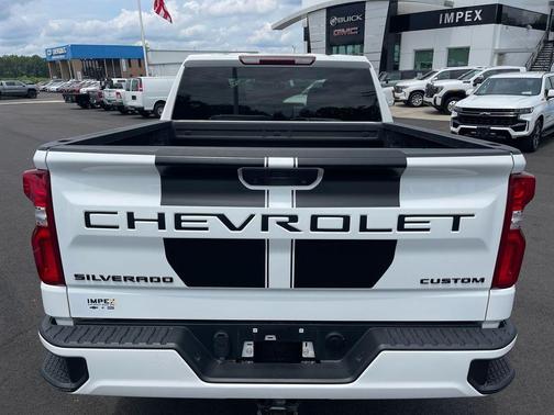 2022 Chevrolet Silverado 1500 Limited Custom