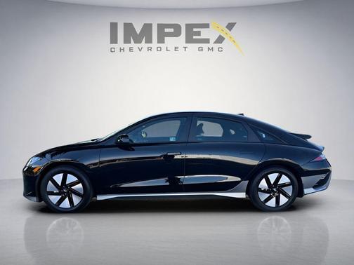 Onyx Black 2024 Hyundai IONIQ 6 SE