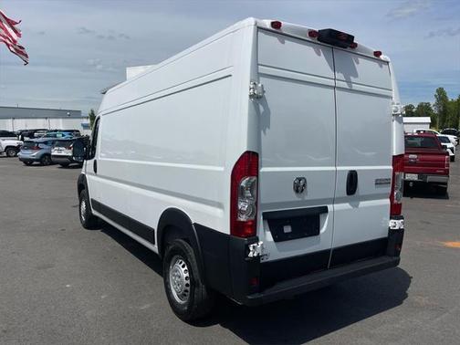 2024 RAM ProMaster 2500 Tradesman