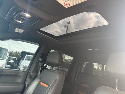 2023 GMC Sierra 2500 AT4