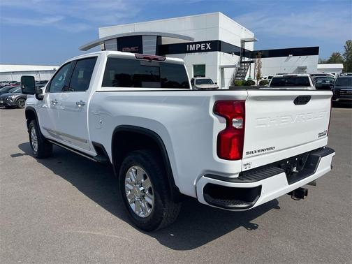 2024 Chevrolet Silverado 2500 High Country