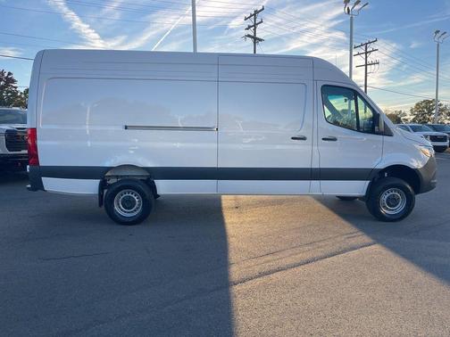 2025 Mercedes-Benz Sprinter 2500 High Roof