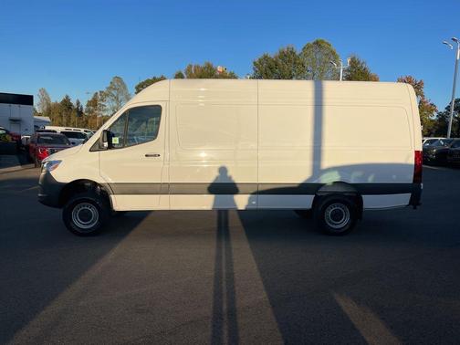 2025 Mercedes-Benz Sprinter 2500 High Roof