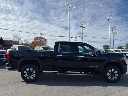 2025 GMC Sierra 2500 Denali
