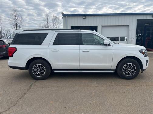 2023 Ford Expedition Max XLT