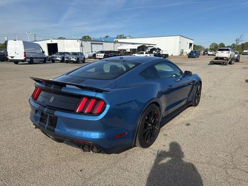 2020 Ford Shelby GT350 Base