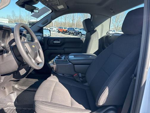 2024 Chevrolet Silverado 1500 WT