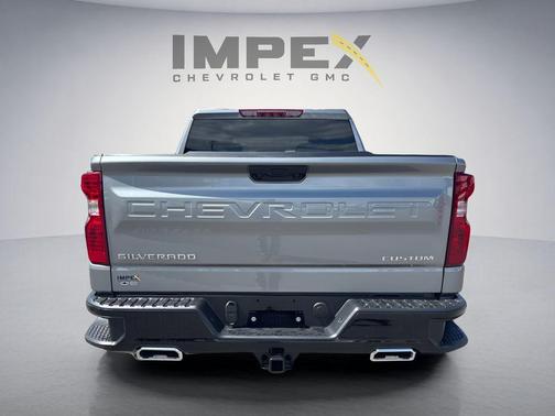 Gray 2026 Chevrolet Silverado 1500 Custom Trail Boss