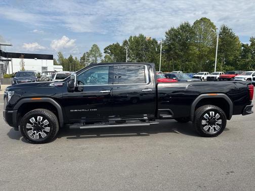 2025 GMC Sierra 2500 Denali