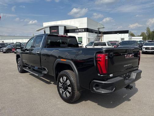 2025 GMC Sierra 2500 Denali