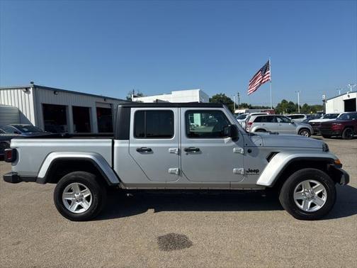 2023 Jeep Gladiator Sport S