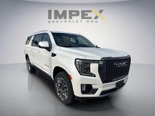 White Frost Tricoat 2024 GMC Yukon XL Denali Ultimate