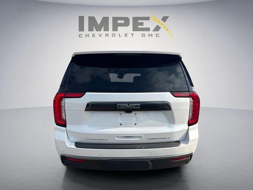 White Frost Tricoat 2024 GMC Yukon XL Denali Ultimate
