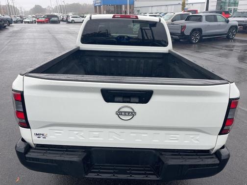 2024 Nissan Frontier S