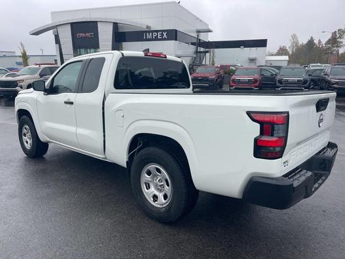 2024 Nissan Frontier S