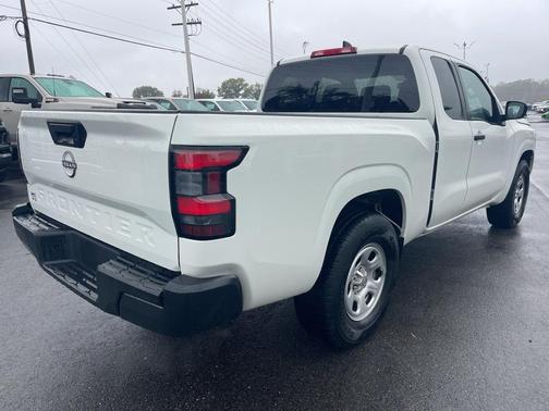 2024 Nissan Frontier S