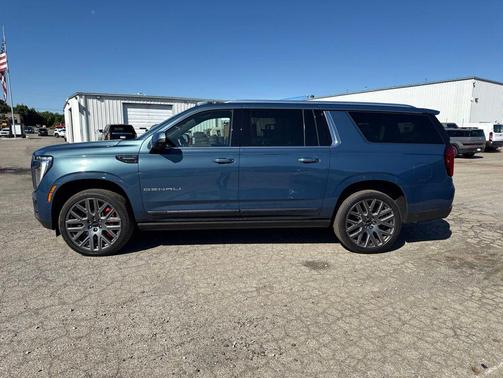 Downpour Metallic 2025 GMC Yukon XL Denali Ultimate